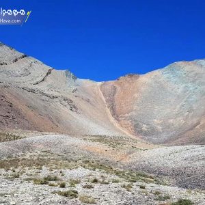 قله خلنو با ارتفاع ۴۳۷۵ متر در بخش رودبار قصران شهرستان شمیرانات و بلندترین قله استان تهران است. این قله بطور تقریبی هم ارتفاع با آزادکوه بوده و همراه این قله سومین و چهارمین قله البرز مرکزی پس از دماوند و علم‌کوه می‌باشد.